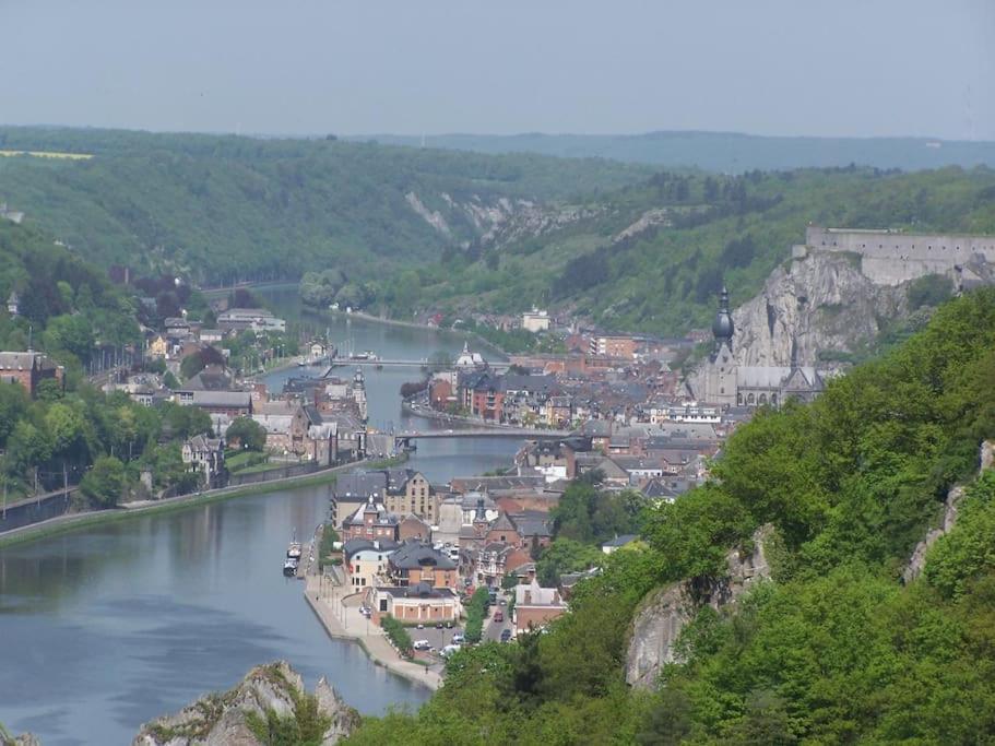 Laissez-Vous Enchanter Par La Vallee De La Meuse Hastiere-par-dela Exterior photo